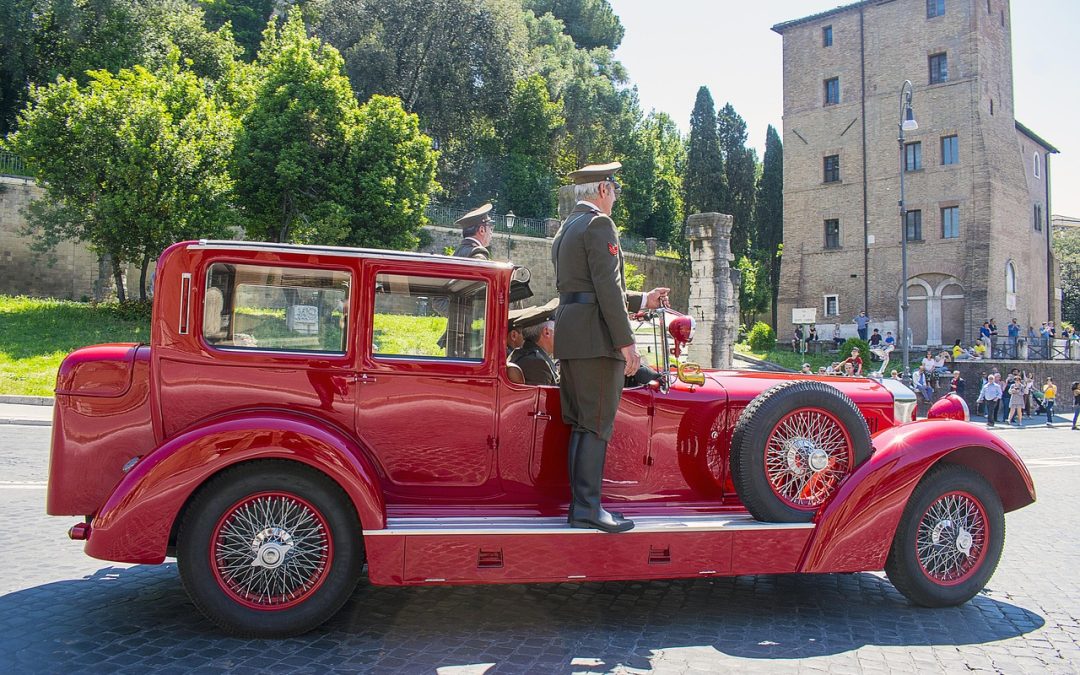 Pembersihan Drainase di Hutan Kota